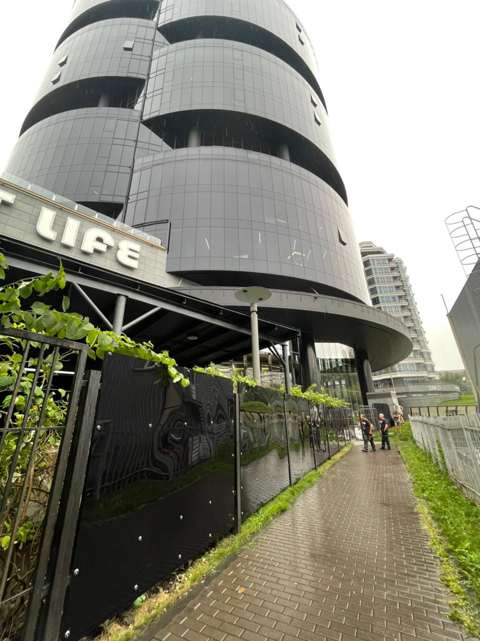 Building facade design